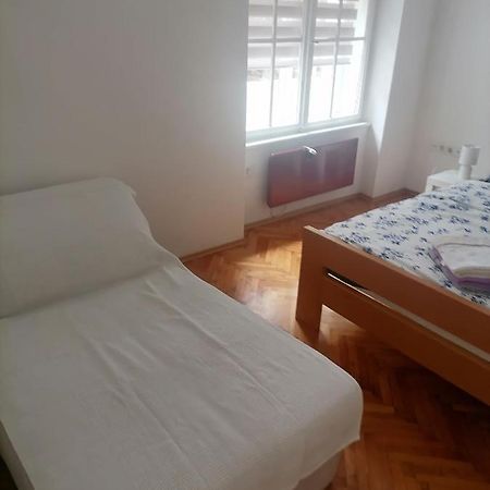 Apartman Semren Διαμέρισμα Ζάγκρεμπ Εξωτερικό φωτογραφία